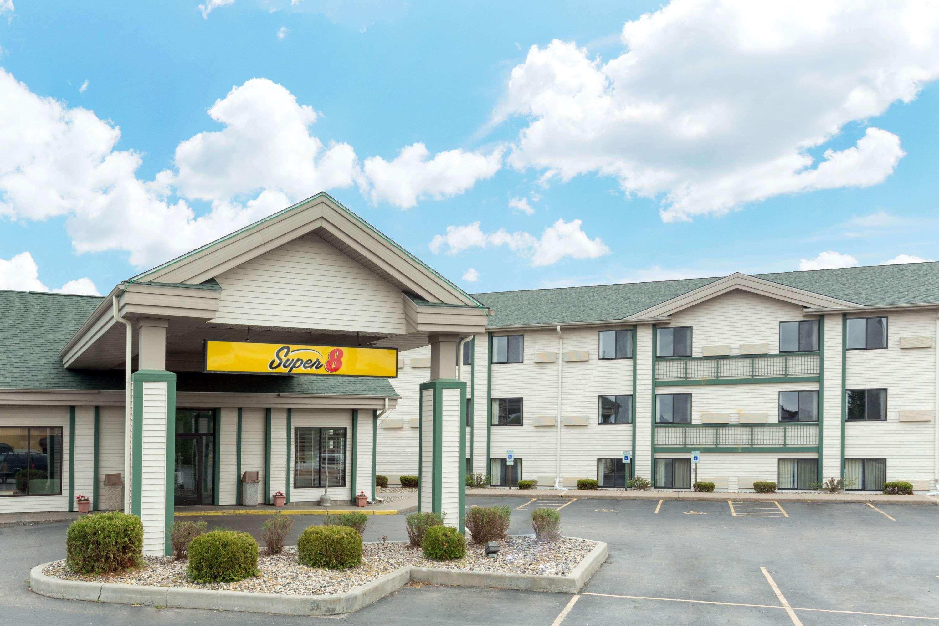 Super 8 By Wyndham Wisconsin Dells Hotell Eksteriør bilde